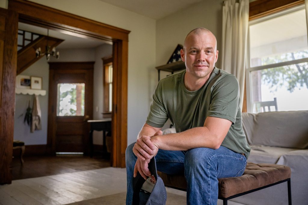 Veteran in San Antonio reservedly smiles in Texas